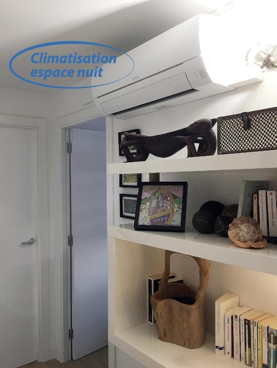 Superbe Appartement Avec Solarium Et Piscine Communautaire Rosas Exterior foto