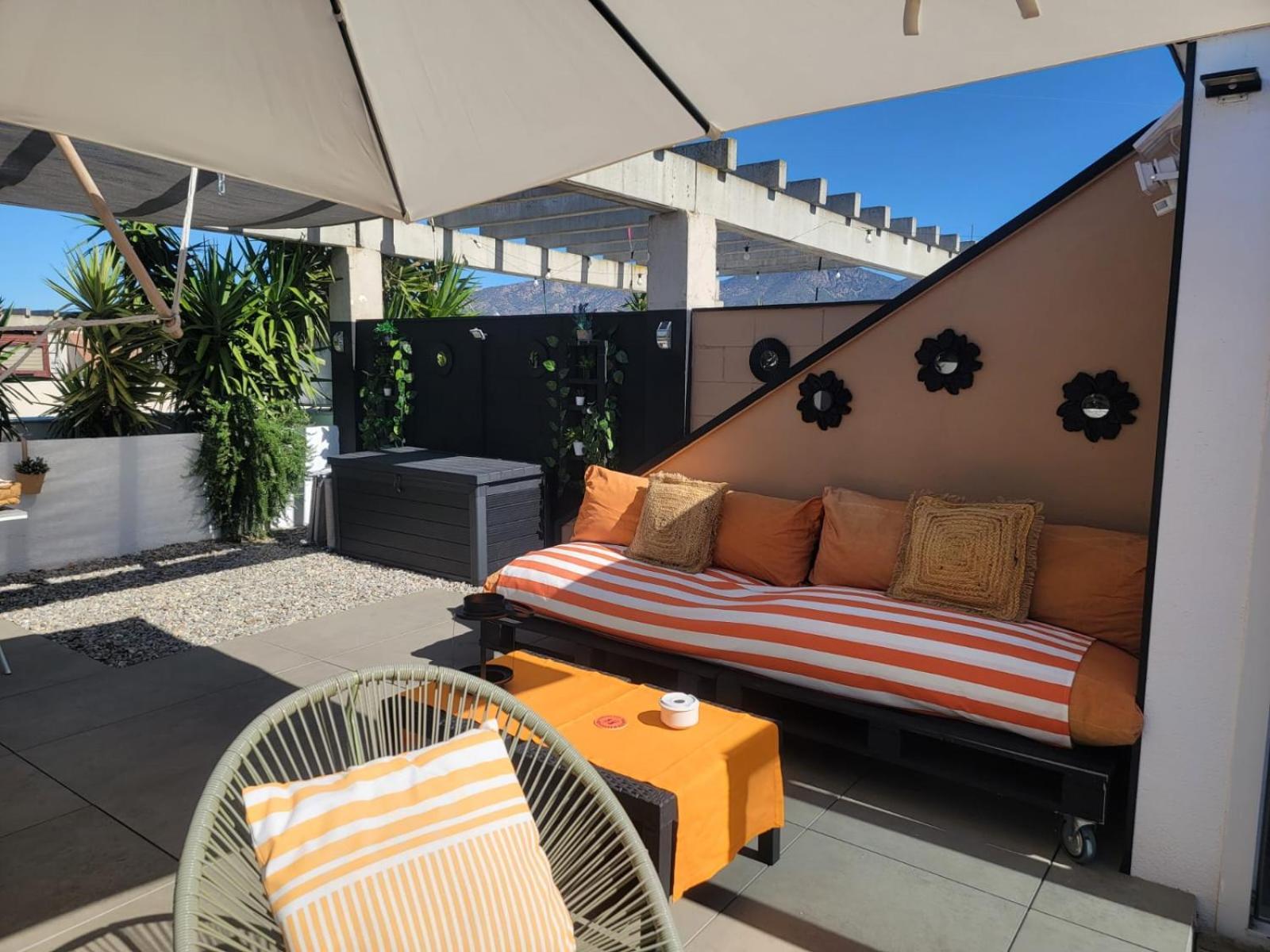 Superbe Appartement Avec Solarium Et Piscine Communautaire Rosas Exterior foto